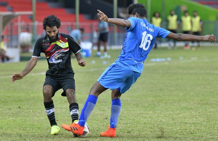 ބޮޑު މޮޅަކާ އެކު އީގަލްސް ފުރަތަމަ ބުރު ނިންމާލައިފި