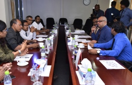 Parliament members from Male' meeting with the Elections Commission (EC). PHOTO: AHMED NISHAATH / MIHAARU
