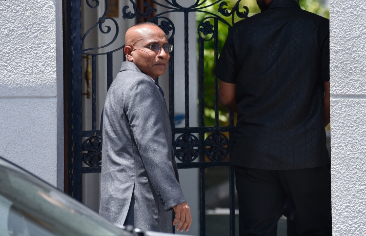 އީސީގެ މެމްބަރުކަމަށް 16 މީހަކު ކުރިމަތިލައިފި