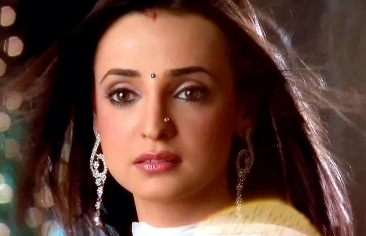 ސަނާޔާ: ލޯބީގެ އާ ސިލްސިލާއަކަށް ވަނީ ސޮއިކޮށްފައި.