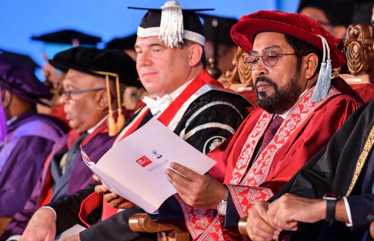 ކޮރަޕްޝަންގެ ވިހަ ނައްތާލައި ގައުމު ތާހިރުކުރަން ޖެހޭ