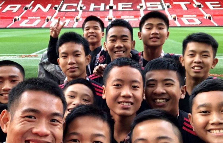 ހޮހަޅައިން ނެރުނު ކުދިން ޔުނައިޓެޑް-އެވަޓަން މެޗަށް