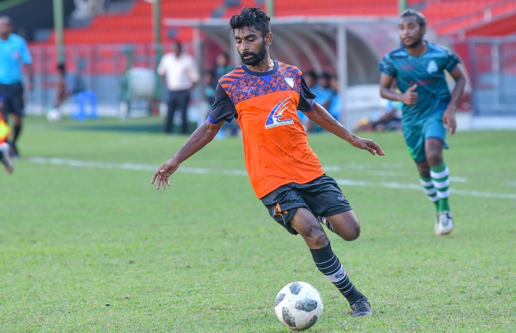 ރިޒޭގެ ހަތަރު ގޯލާ އެކު އީގަލްސް އަށް ބޮޑު މޮޅެއް