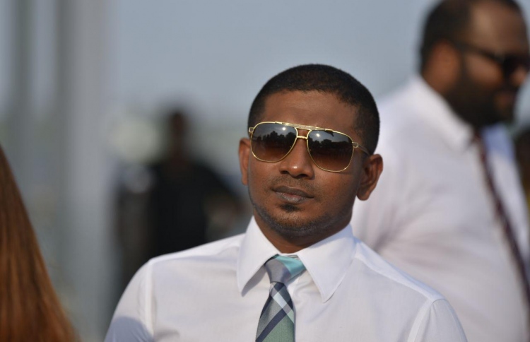 ޔޫތުގެ ސްޓާފުންނަށް އޮފީހަށް ދަރިން ގެންދެވޭ ގޮތްހަދަނީ