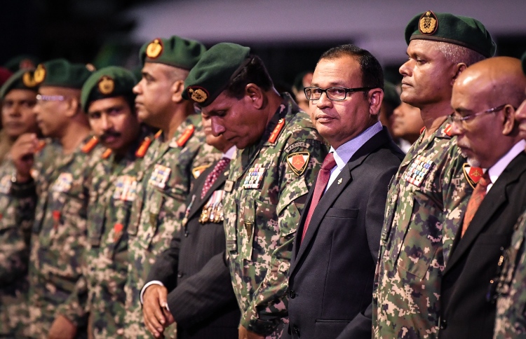 ހާލަތަށް ބަލައި ސިފައިން ނިންމާނީ ރަނގަޅަށް: އާދަމް