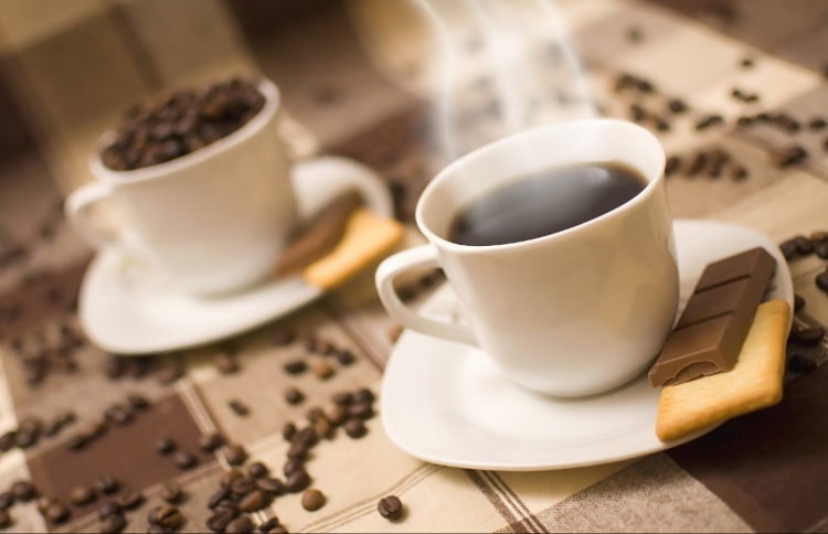 ޗޮކްލެޓް، ކޮފީ އަދި ސައި ހުއްޓާލާނެ ކަމެއް ނެތް