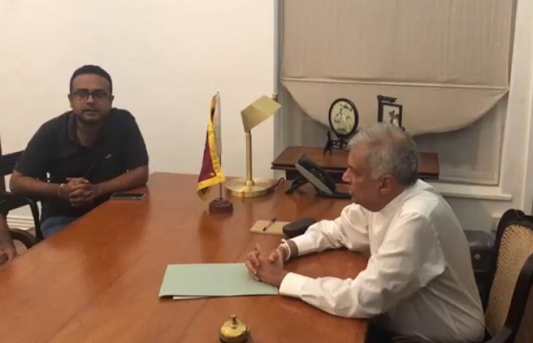 ޑިޕިއުޓީ މިނިސްޓަރަކު ސަރުކާރުން ވަކިވެ ރަނިލް ޕާޓީއަށް