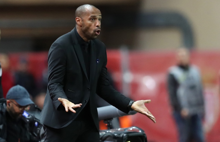 ޕީއެސްޖީ އަތުން ބަލިވެ އޮންރީ އަށް ޕްރެޝަރު ބޮޑުވެއްޖެ