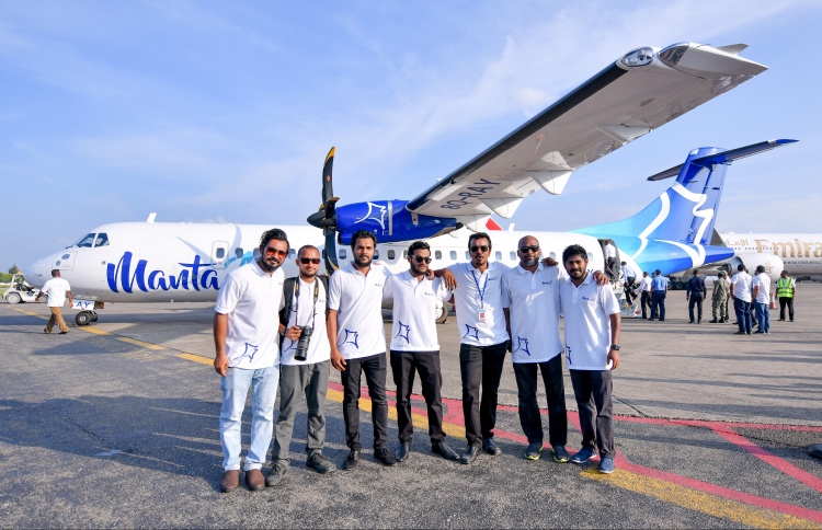 މަންތާ އެއާގެ ދަތުރުތައް ފަށައިފި