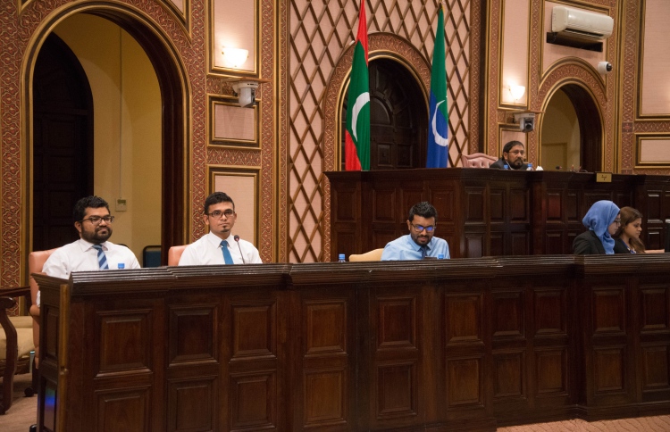 ދަރަނި 48 ބިލިއަން ރުފިޔާ އަށް އަރާނެ: މުނައްވަރު