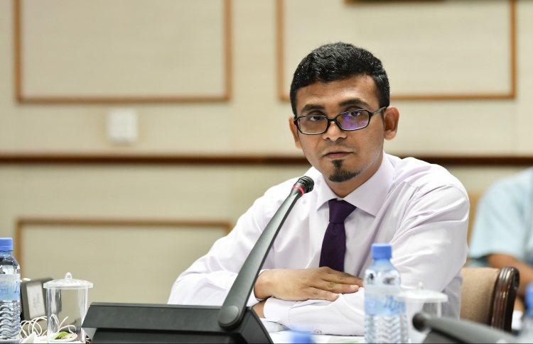 100 މިލިއަން ޑޮލަރުގެ ބޮންޑް ވިއްކުން އާ ސަރުކާރަށް