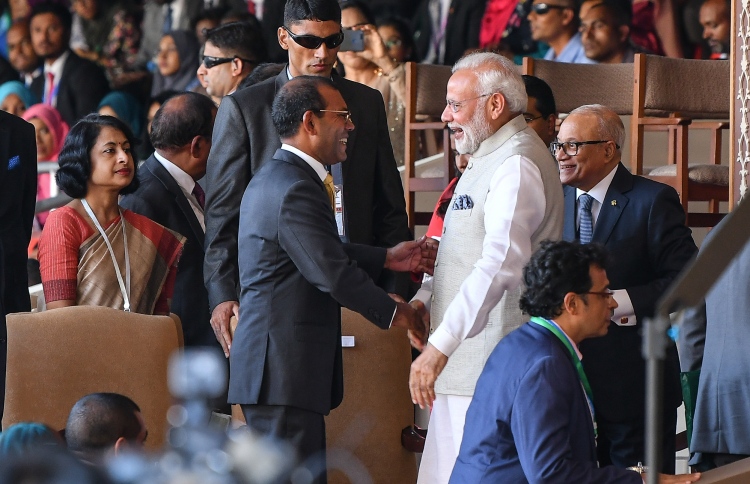 ތަނަވަސްކަން ހޯދޭނީ އިންޑިއާއާ ގުޅުން ދަމަހައްޓައިގެން