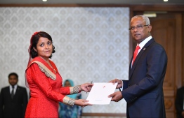 Minister of Arts, Culture and Heritage Yumna Maumoon (L) and President Ibrahim Mohamed Solih. PHOTO: HUSSAIN WAHEED / MIHAARU