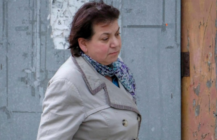 ޑޮކްޓަރަކަށް ހެދިގެން 22 އަހަރު އުޅެފި