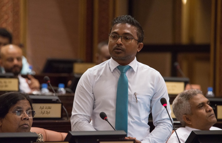 ބިޑްނުކޮށް ރަށްތައް ދޫނުކުރެވޭ ގޮތަށް އިސްލާހު ގެންނަނީ