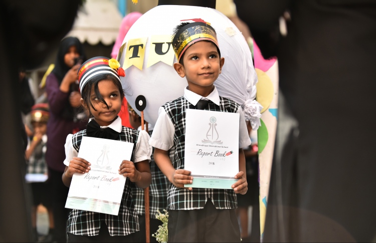 ހެނދުނުގެ ނާސްތާ ތައްޔާރުކޮށްދޭނެ ފަރާތެއް ހޯދަނީ