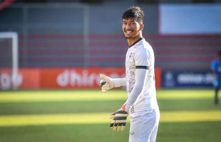 ކިރަން: ރާއްޖެ އާއި އިންޑިއާގެ ޗެމްޕިއަން