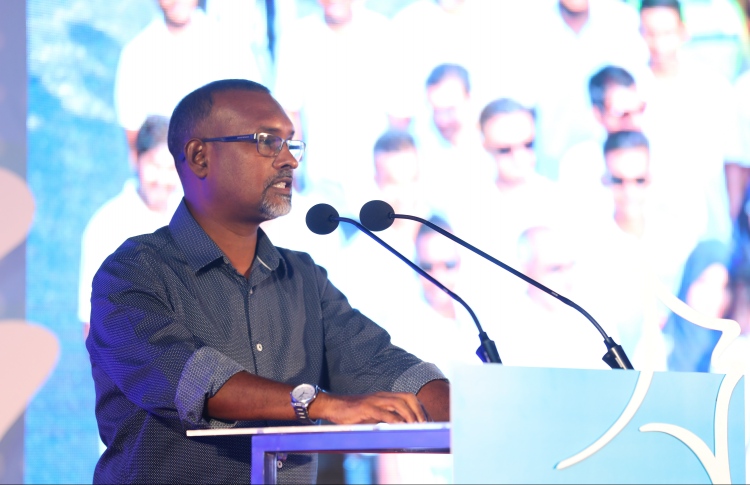 ހުރިހާ ޓޫރިސްޓުން ޓެސްޓުކުރުން ރަނގަޅެއް ނޫން: ޚަލީލް