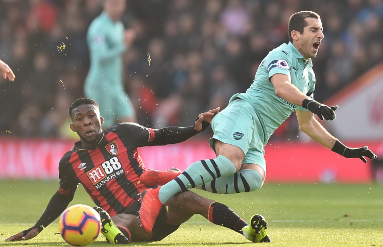 އާސެނަލް މޮޅުވިޔަސް ކޯޗު ހިތްހަމަނުޖެހިފައި