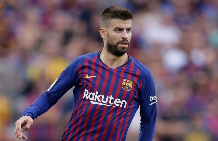 ޕީކޭ ފުޓްބޯޅައިގެ ބޮޑު ދެ ޕްރޮޖެކްޓަަކާ ދިމާލަށް