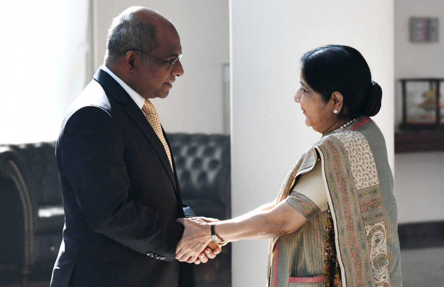 ރާއްޖޭގެ ފޮރިން މިނިސްޓަރު ޝާހިދު އެންމެ ފަހުން އިންޑިއާއަށް ކުރެއްވި ދަތުރުގައި އެ ގައުމުގެ އެކްސްޓާނަލް އެފެއާޒް މިނިސްޓަރު ސުޝްމާއާ ބައްދަލުކުރައްވަނީ.---ފޮޓޯ: އެކްސްޓާނަލް އެފެއާޒް މިނިސްޓްރީ، އިންޑިއާ