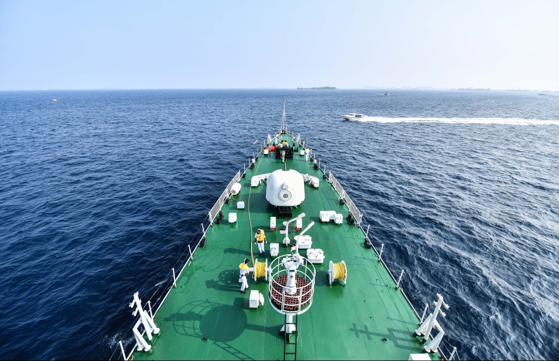 މާލެ: ނޮވެމްބަރު 27، 2018: އިންޑިޔާ އަދި ސްރީލަންކާއާ ގުޅިގެން ރާއްޖޭގައި ހިންގާ "ދޯސްތީ" ގެ ތަމްރީނުތަކުގައި ބައިވެރިވި މަނަވަރެއް.-- ފޮޓޯ: ނިޝާން އަލީ /މިހާރު