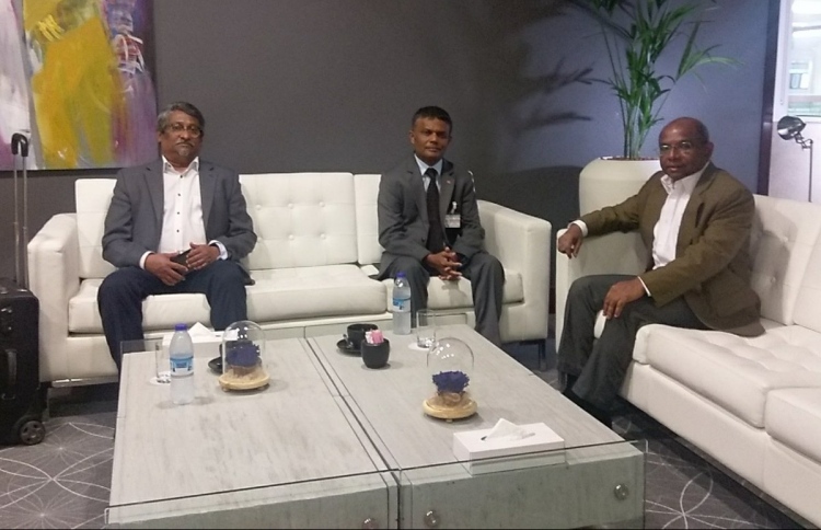 ޔޫއޭއީ ދަތުރުގައި ވެސް މާލީ އެހީ ހޯދަން މަޝްވަރާކުރަނީ