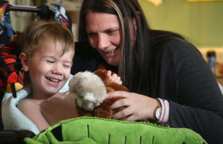 އެމެރިކާގެ ކުޑަކުދިންނަށް ވާގިނެތޭ ބައްޔެއް ޖެހެނީ