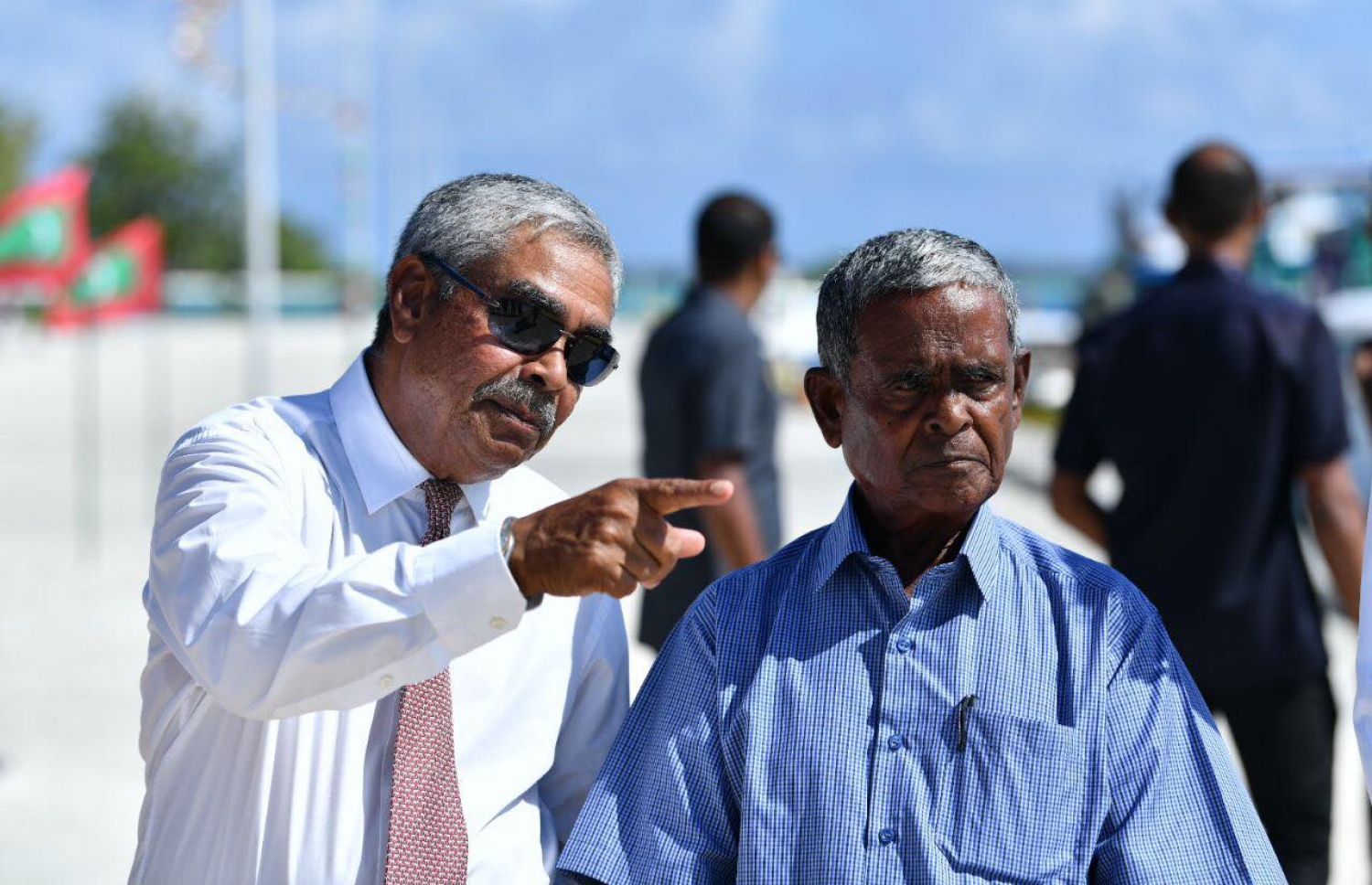 ޗަމްޕާ އާއިލާގެ އިސް ދެ ވިޔަފާރިވެރިން ކަމަށްވާ ހުސެން އަފީފު (ވ) އަދި މުހައްމަދު މޫސާ