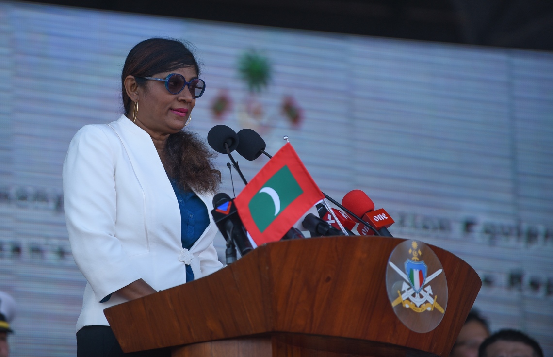 މާލެ: ޑިސެމްބަރު 4، 2018- ޖަޕާނުން ރާއްޖެ އަށް އަލިފާން ނިއްވާ ސާމާނު ހަދިޔާ ކުރުމަށް ބޭއްވި ރަސްމިއްޔާތުގައި، ޖަޕާނުގެ ބޮޑުވަޒީރުގެ އެޑްވައިޒަރު ކެންޓާރޯ ސޮނޮއުރާ ވާހަކަ ދައްކަވަނީ.---ފޮޓޯ: އަހުމަދު ނިޝާތު/މިހާރު