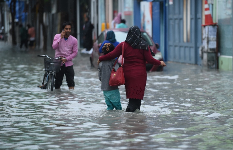 މޫސުމީ ބަދަލުތަކަށް ފަންޑެއް ހަދަން ލާޒިމް ކުރަނީ