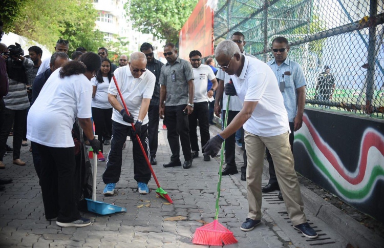 ރާއްޖެ ސާފުކުރުމުގެ ޕްރޮގްރާމް ރައީސް ފައްޓަވައި ދެއްވައިފި