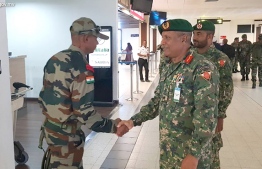 Welcoming Indian troops who arrived in Maldives. PHOTO: MNDF
