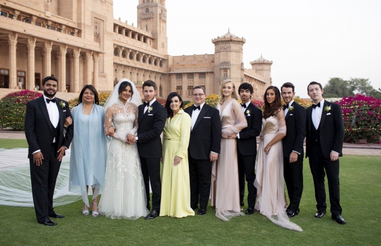 ވަރަށް އަވަހަށް ބައްޕައަކަށް ވެސް ވާން ބޭނުން: ނިކް