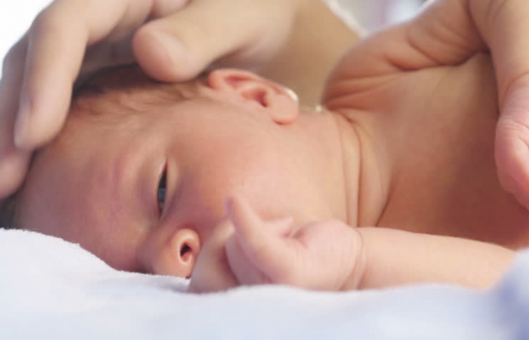 ތުއްތު ކުދިންގެ ގައިގައި ފިރުމާލުމުން ތަދު ކުޑަވޭ