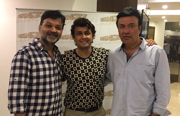 އައްނޫ މަލިކްގެ ދިފާއުގައި ސޯނޫ ނިގަމް