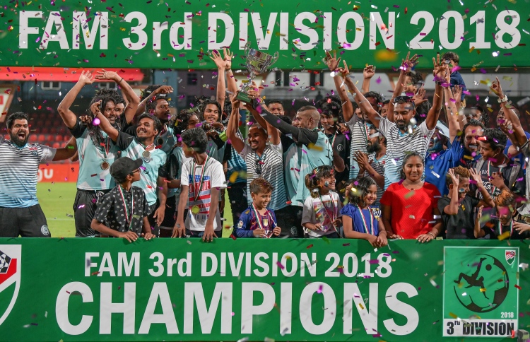 ރޮކް ސްޓްރީޓުން ތިން ވަނަ ޑިވިޝަން ކާމިޔާބުކޮށްފި