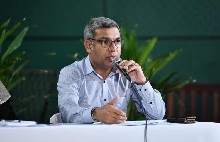 ސައީދު ސަސްޕެންޑްކުރީ މުވައްޒަފުންނަށް އަމަލުކުރިގޮތުން