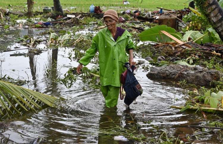 ސުނާމީގައި މަރުވި މީހުންގެ އަދަދު 281 އަށް