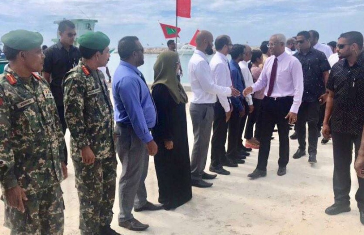 ރައީސް ދުވާފަރަށް ވަޑައިގެންފި