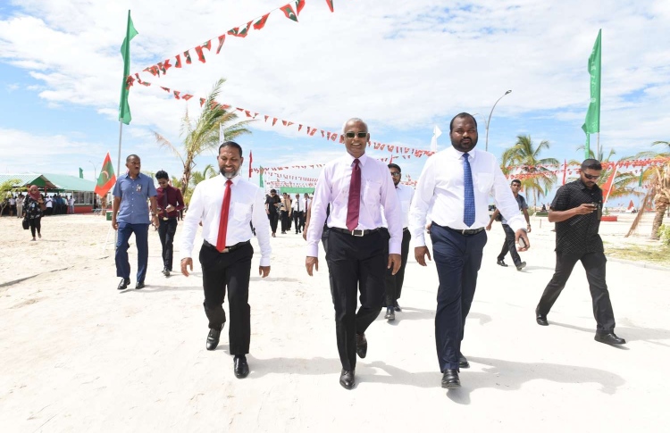 30 އަަހަރު ވެސް މިވަރުގެ ސިޔާސީ އެކުވެރިކަމެއް ނެތް