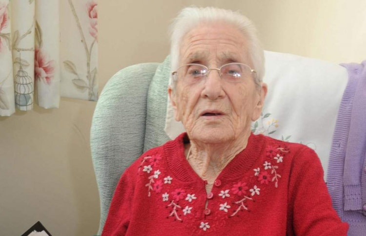 ލޯބިވެރިޔާގެ ސިޓީ 77 އަހަރު ފަހުން ކަނޑު އަޑިން