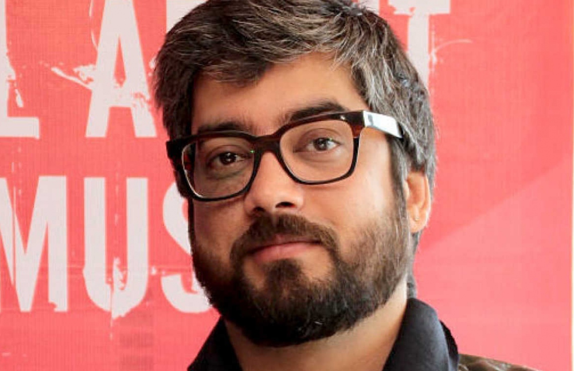 އަމިތު ޝަރުމާ.