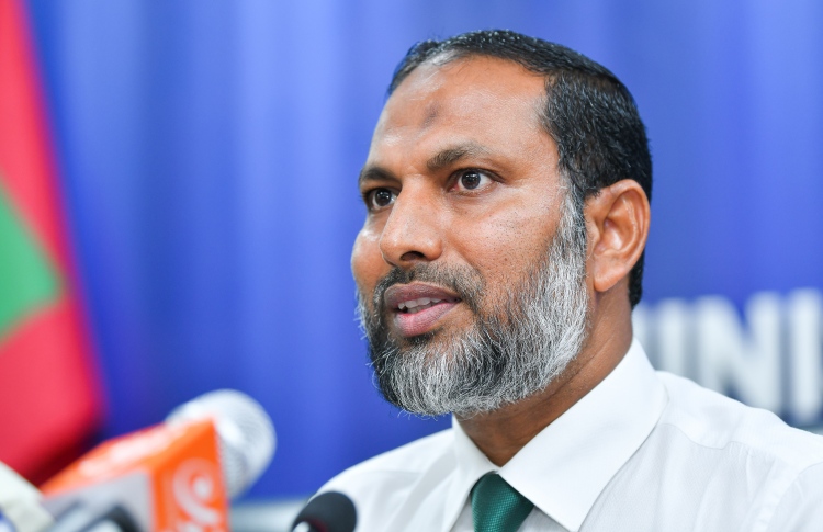 އަދީބުގެ ހުކުމް ތަންފީޒުކުރާނަން: އިމްރާން