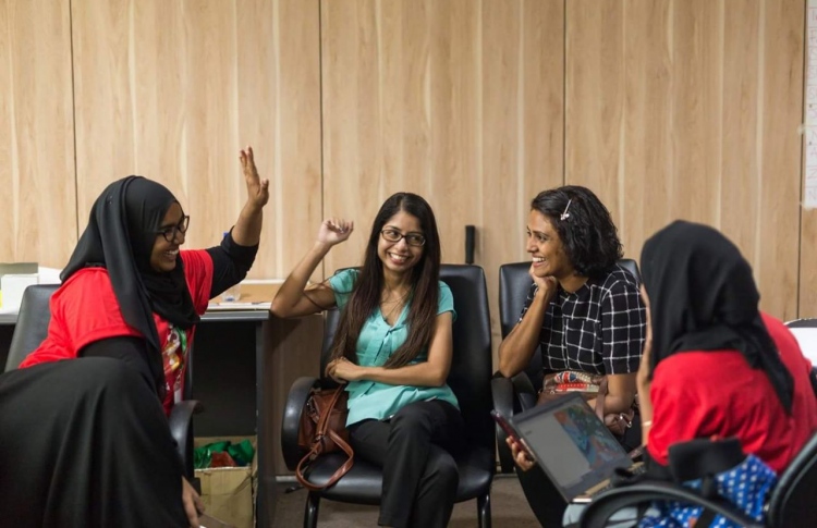 އައިޓީ ދާއިރާގެ ނުފެންނަ ފަޅި: އަންހެނުން