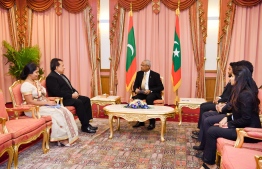 President Ibrahim Mohamed Solih meets the Ambassador of Sri Lanka to Maldives, Major General (Retd) B.R.W.M.R.A.B Thoradeniya, on January 3, 2019. PHOTO/PRESIDENT'S OFFICE