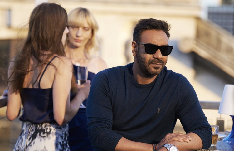 ބޮލީވުޑްގެ ޚަބަރުތައް ކުރުކޮށް