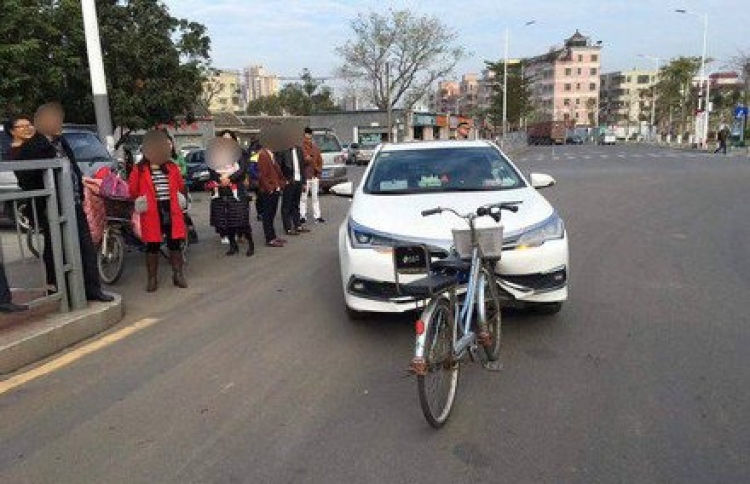 ބައިސްކަލަކުން ޖެހި ކާރަކަށް މިހާ ވަރު ވެދާނެ؟