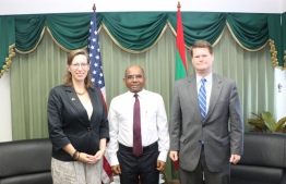 American Ambassador to Maldives, Alaina Teplitz and the Assistant Secretary of Defense of the United States of America, Randall Schriver, on Tuesday called on Minister of Foreign Foreign Affairs Abdulla Shahid