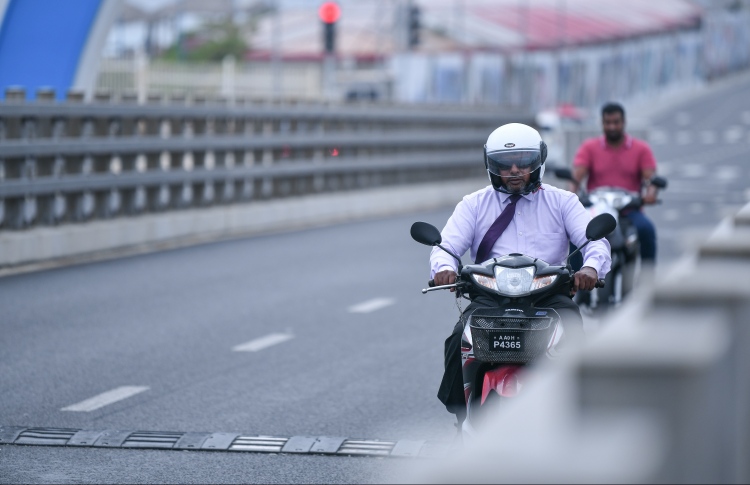 ހެލްމެޓް ގަނެދޭނެ ބަޔަކު ހޯދަން އިއުލާންކޮށްފި